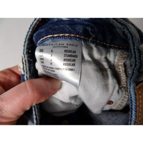 American Eagle Hi Rise Tom Boy Sz 4 Jeans Lace Light Wash Eyelet Y2K Distressed - Picture 5 of 16